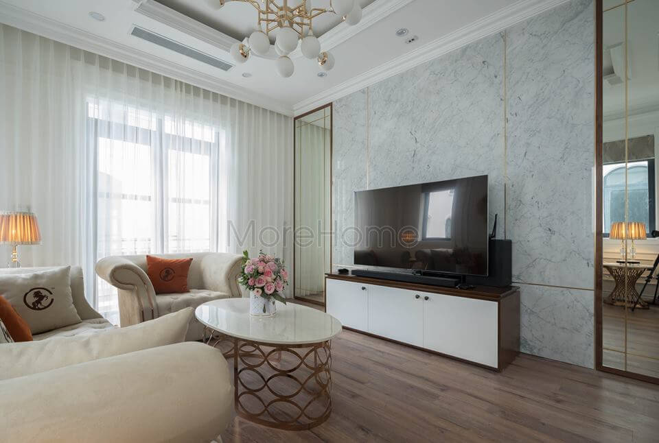 Thi công phòng khách biệt thự tân cổ điển với nhiều chất liệu đem lại sự phối kết hợp nội thất đầy tuyệt vời Thi công nội thất biệt thự tân cổ điển